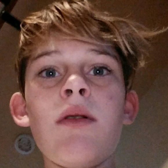 Meet your Posher, Lukas - Picture 1 of 1